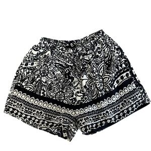 She + Sky Floral Border Print Shorts